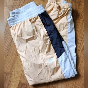 Womens Northface windwall hydrenaline track pants size Large